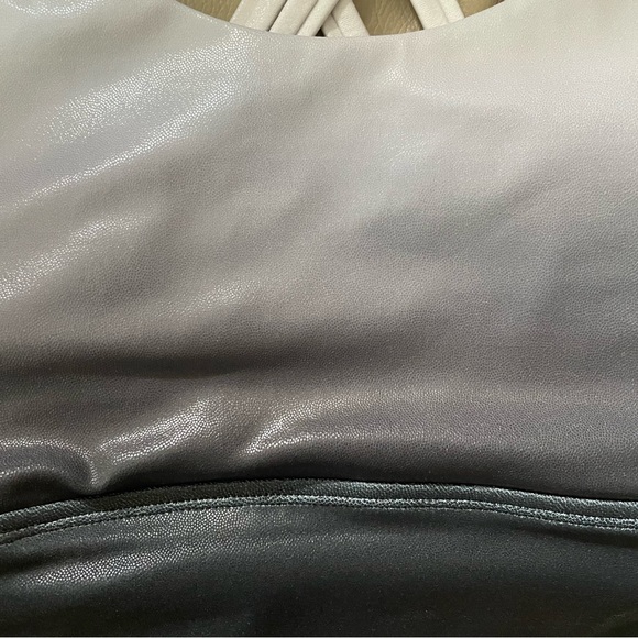 Women’s Buffbunny Storm Grey Ombré Sports Bra M - Picture 2 of 7